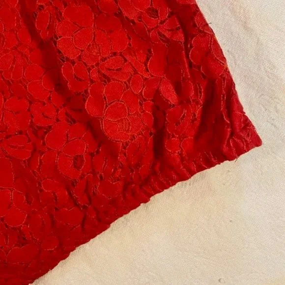 Lace Top with Cap Sleeve - Size M - Picture 7 of 9